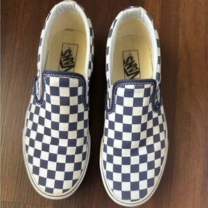 Women’s platform vans